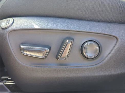 New 2025 Toyota RAV4 XLE image 11