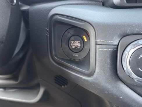 Used 2024 Jeep Wrangler Unlimited Rubicon 4xe AWD/4WD image 33