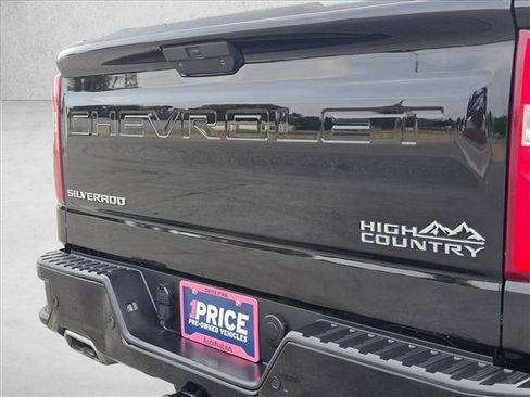 Used 2021 Chevrolet Silverado 1500 High Country w/ Safety Package II AWD/4WD image 14