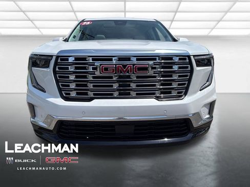 Certified 2025 GMC Acadia Denali w/ Super Cruise Package FWD image 11