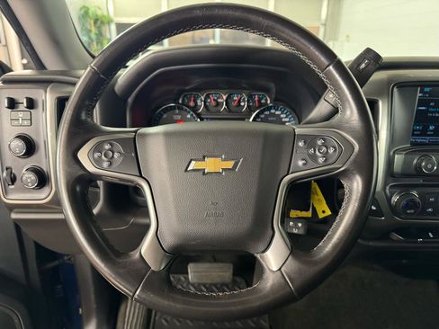 Used 2018 Chevrolet Silverado 1500 LT w/ All Star Edition image 19