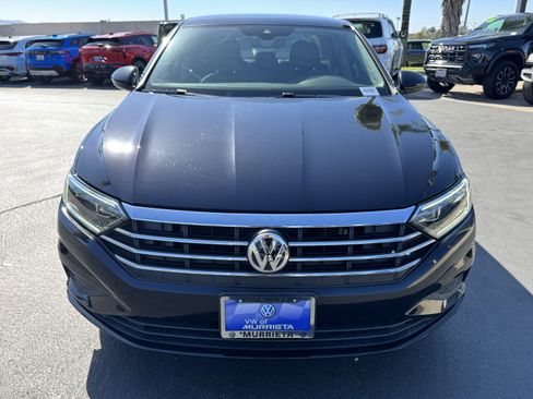 Used 2019 Volkswagen Jetta SEL FWD image 3