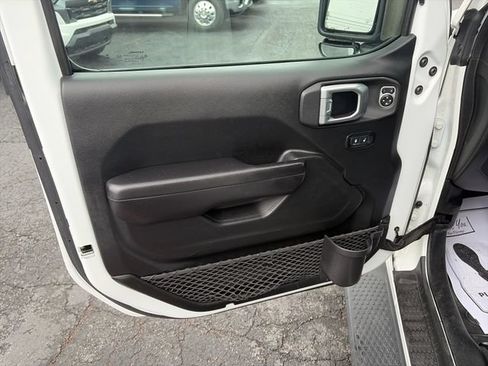 Used 2020 Jeep Wrangler Unlimited Sport AWD/4WD image 14