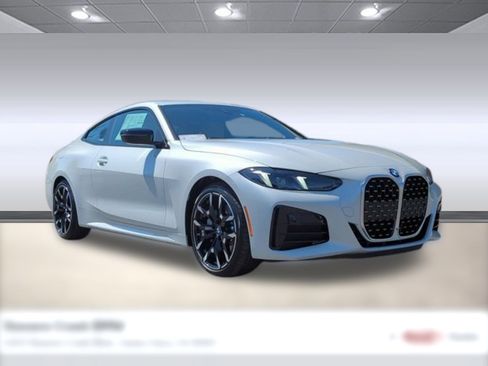 Used 2025 BMW 430i Coupe w/ M Sport Package image 7