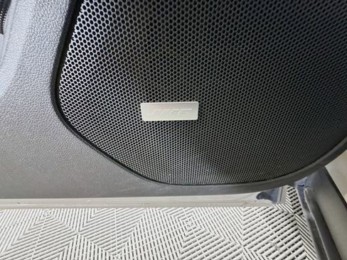 Used 2021 Chevrolet Blazer RS w/ Enhanced Convenience Package image 19