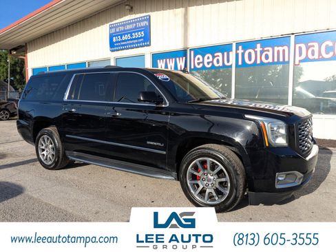 Used 2020 GMC Yukon XL Denali RWD image 1