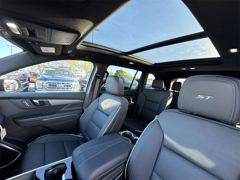 New 2026 Buick Enclave Sport Touring w/ Power Package image 22