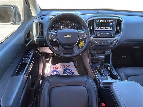 Used 2018 Chevrolet Colorado Z71 image 17