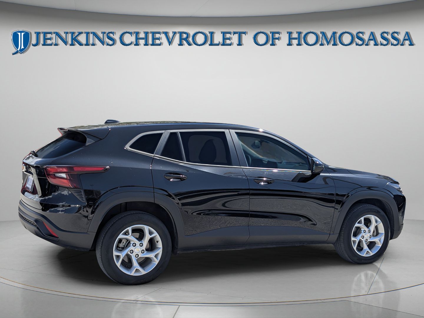 Used 2024 Chevrolet Trax LS w/ LS Convenience Package FWD image 4