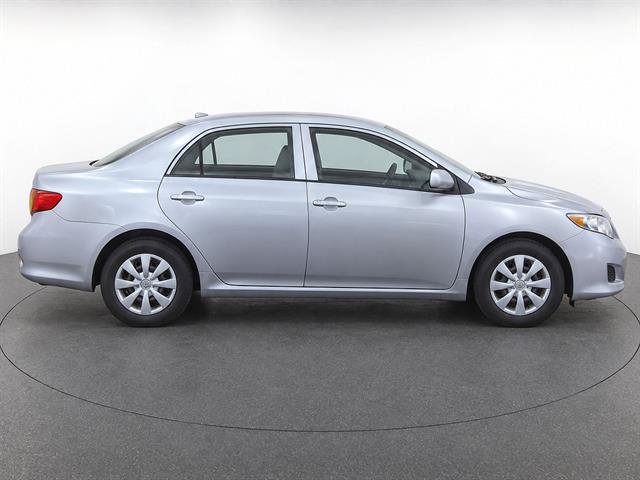 Used 2010 Toyota Corolla LE FWD image 6