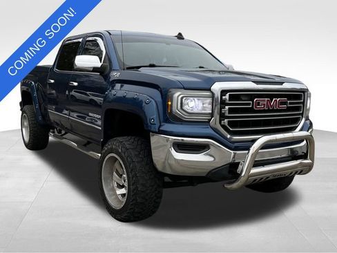 Used 2017 GMC Sierra 1500 SLE image 1