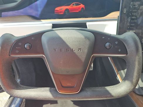 Used 2022 Tesla Model S AWD/4WD image 11