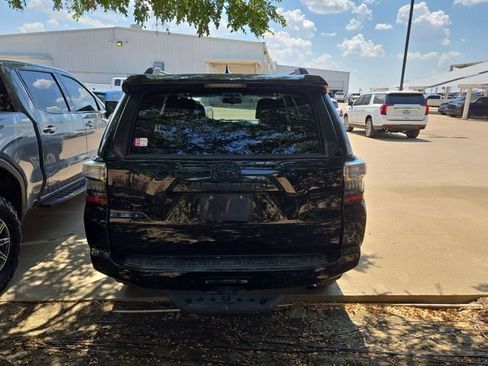 Used 2019 Toyota 4Runner SR5 Premium AWD/4WD image 4