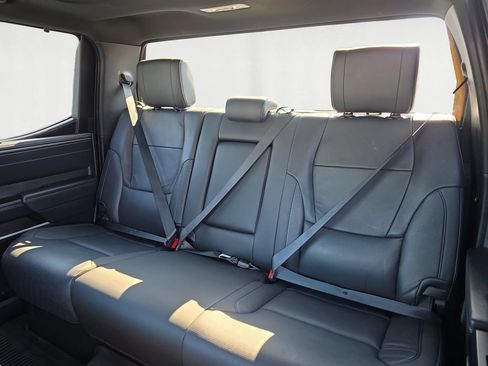 Used 2024 Toyota Tundra Platinum AWD/4WD image 14