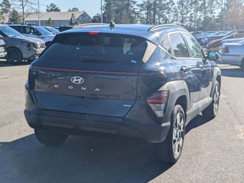 Used 2024 Hyundai Kona SEL image 3
