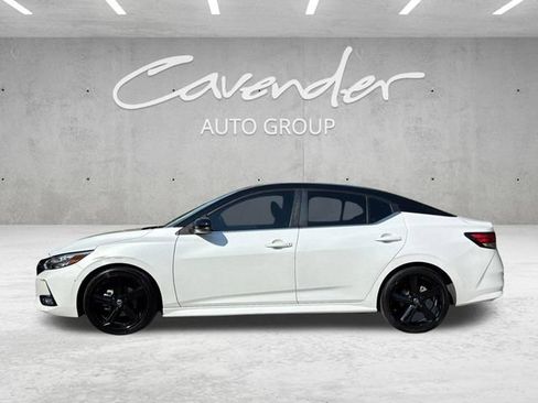 Used 2023 Nissan Sentra SR w/ Midnight Edition Package FWD image 16
