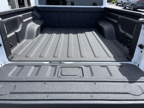 New 2026 Jeep Gladiator Rubicon AWD/4WD image 13
