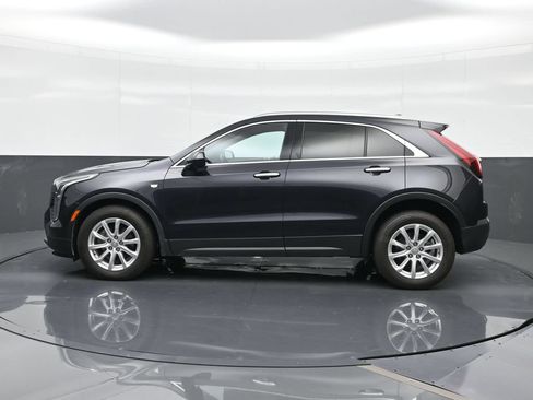 Used 2023 Cadillac XT4 Luxury w/ Driver Awareness Package FWD image 3