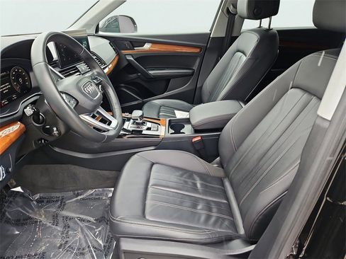 Certified 2023 Audi Q5 2.0T Premium Plus w/ Premium Plus Package image 36