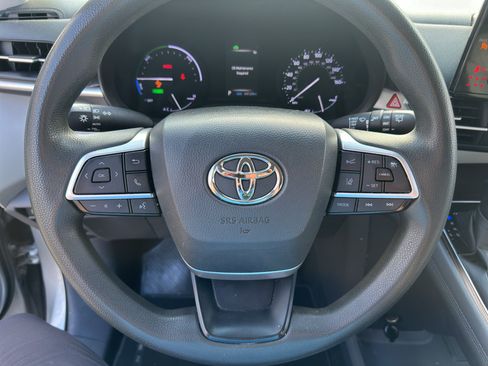 Used 2021 Toyota Sienna LE FWD image 21