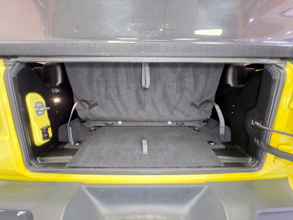 Used 2024 Jeep Wrangler Sport AWD/4WD image 6
