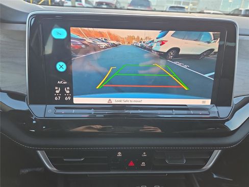 New 2026 Volkswagen Atlas SE image 19