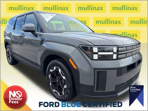 Used 2026 Hyundai Santa Fe SE FWD image 1
