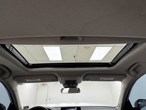 Used 2025 Honda Accord SE image 34