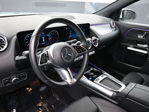 Used 2025 Mercedes-Benz GLA 250 image 18