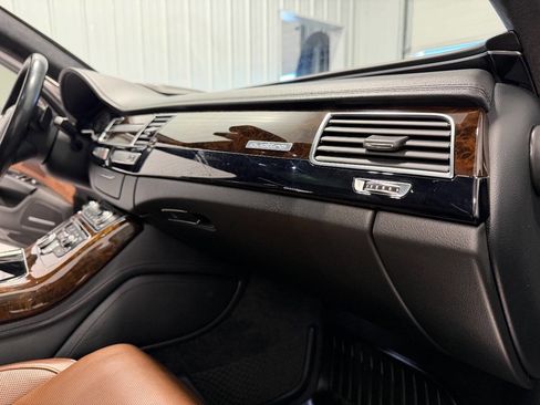 Used 2017 Audi A8 L 4.0T w/ Driver Assistance Package image 18