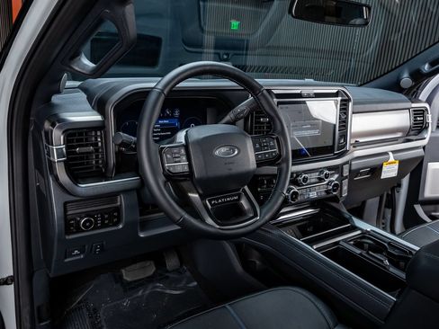 Used 2026 Ford F350 Platinum w/ FX4 Off-Road Package AWD/4WD image 17