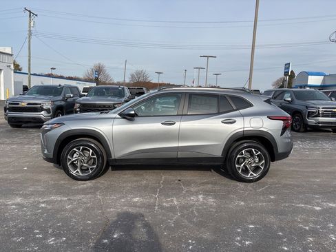 New 2026 Chevrolet Trax LT image 7