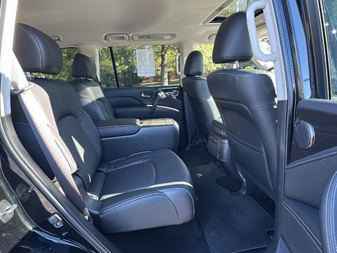 Certified 2024 INFINITI QX80 Luxe w/ Cargo Package image 27