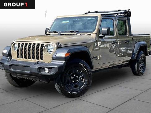 Used 2020 Jeep Gladiator Sport AWD/4WD image 1