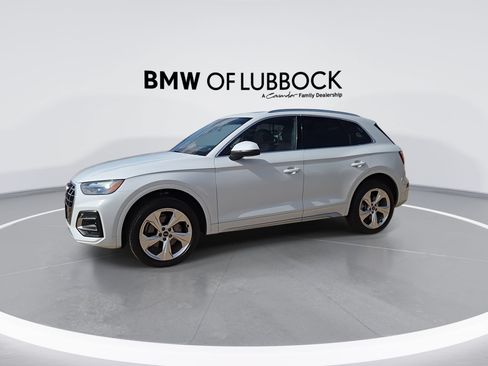 Used 2021 Audi Q5 2.0T Premium Plus w/ Premium Plus Package AWD/4WD image 5