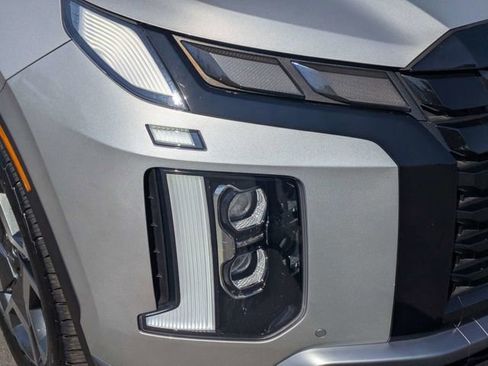 Used 2024 Hyundai Palisade Limited image 9