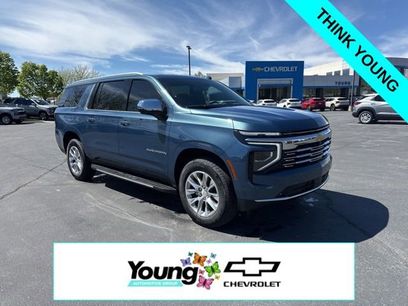 New 2026 Chevrolet Suburban Premier w/ Sun And Tow Package