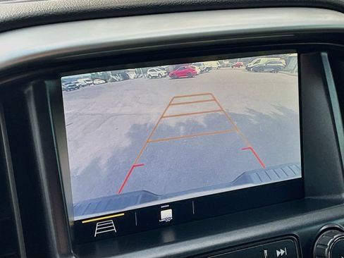 Used 2019 Chevrolet Colorado ZR2 w/ ZR2 Midnight Special Edition AWD/4WD image 13