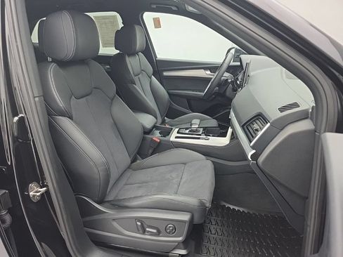 Used 2024 Audi Q5 e Premium Plus w/ Premium Plus Package AWD/4WD image 54