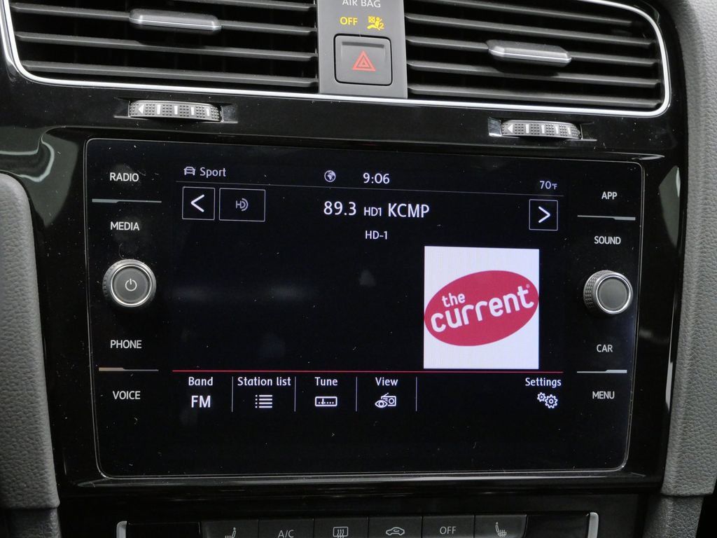 Used 2020 Volkswagen GTI SE FWD image 24