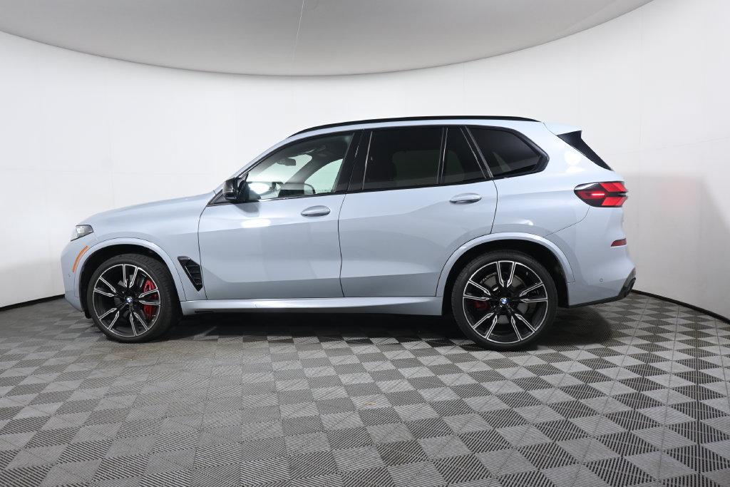 Certified 2025 BMW X5 M60i AWD/4WD image 2