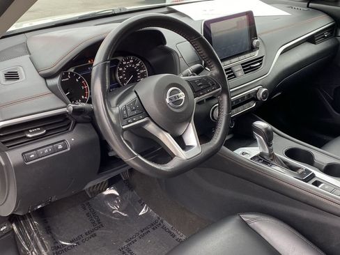 Used 2022 Nissan Altima 2.5 SR w/ Midnight Edition Package AWD/4WD image 21