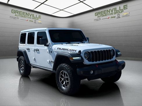 Used 2026 Jeep Wrangler Unlimited Rubicon w/ Safety Group AWD/4WD image 11
