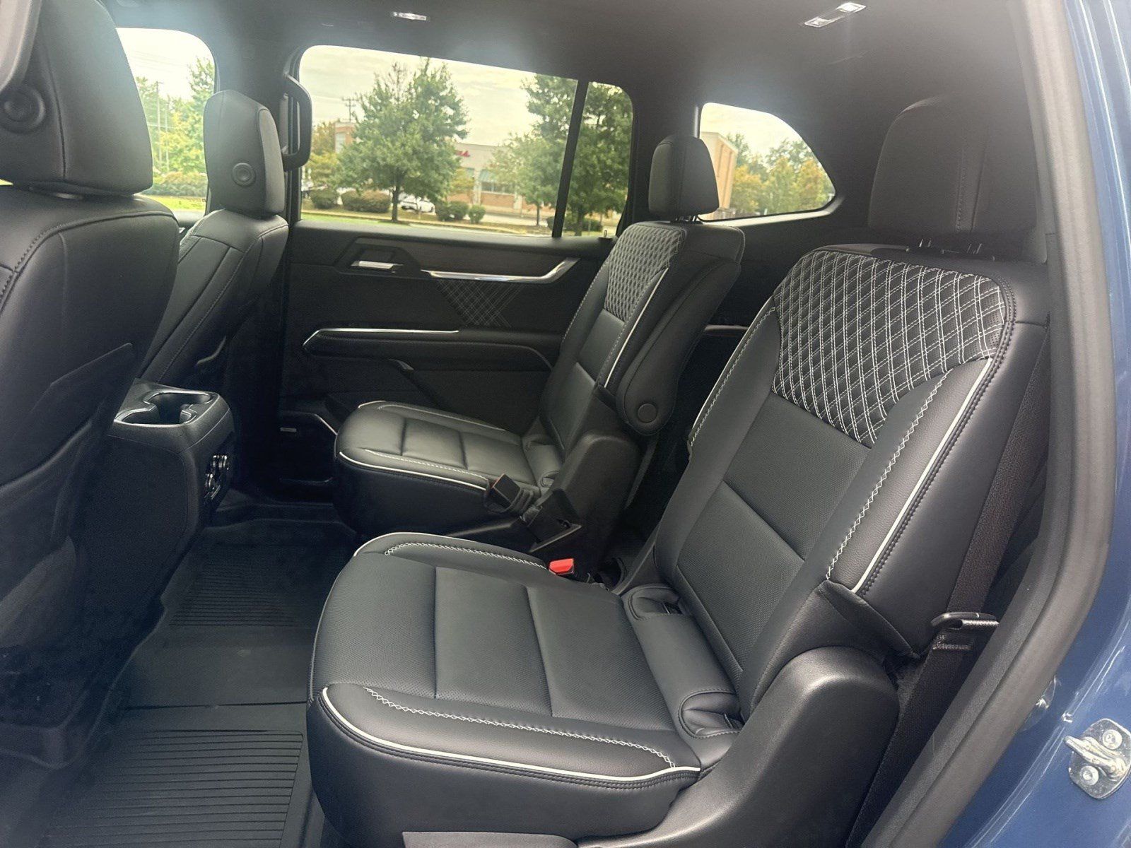 Used 2026 GMC Acadia Denali w/ Super Cruise Package AWD/4WD image 24