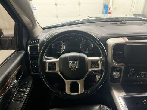 Used 2014 RAM 1500 Laramie AWD/4WD image 11