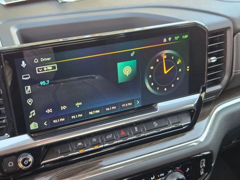 Used 2023 Chevrolet Silverado 1500 LT Trail Boss w/ Protection Package image 17