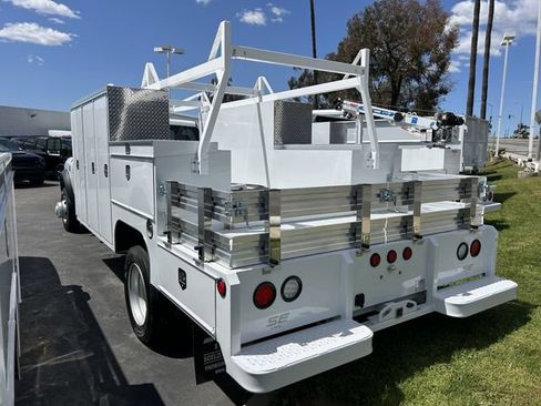 New 2024 RAM 5500 Tradesman RWD image 6