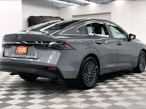 New 2026 Nissan Sentra SV w/ SV Convenience Package FWD image 17