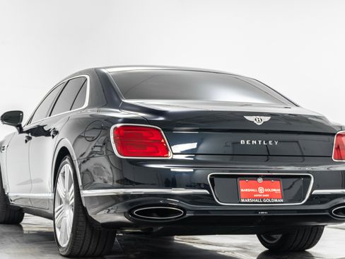 Used 2026 Bentley Flying Spur Plug-In Hybrid AWD/4WD image 7