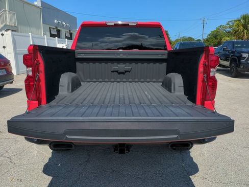 Used 2025 Chevrolet Silverado 1500 Custom Trail Boss w/ Dark Appearance Package AWD/4WD image 14